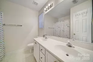 10919 Holly Ridge Blvd, Charlotte, NC 28216 - Photo 23