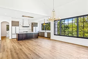 21 Evian Ct, Asheville, NC 28804 - Photo 7