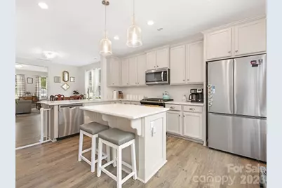 2817 Shamrock Drive, Charlotte, NC 28205 - Photo 1