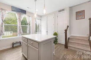 2817 Shamrock Dr, Charlotte, NC 28205 - Photo 17