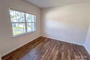 4120 Village Blvd NW, Conover, NC 28613 - Photo 9