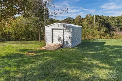 2748 Eagle Drive, Lincolnton, NC 28092 - Photo 23