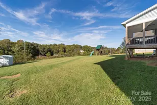 2748 Eagle Dr, Lincolnton, NC 28092 - Photo 25