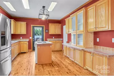 80 Oak Meadow Lane, Hendersonville, NC 28792 - Photo 11