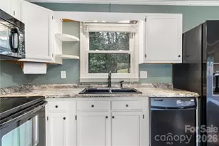 205 L and E Meadows Dr, Waynesville, NC 28786 - Photo 5