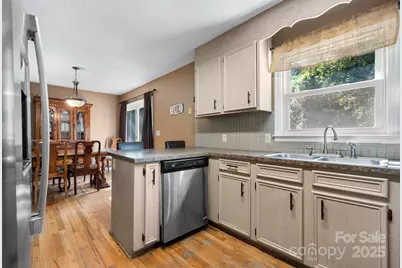 3399 Harvard Place, Hudson, NC 28638 - Photo 11