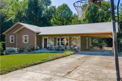 3399 Harvard Place, Hudson, NC 28638 - Photo 1