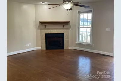 232 E Gold Street, New London, NC 28127 - Photo 3