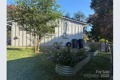 1235 Pinebrook Circle, Hendersonville, NC 28739 - Photo 27