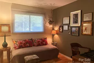 1235 Pinebrook Cir, Hendersonville, NC 28739 - Photo 13