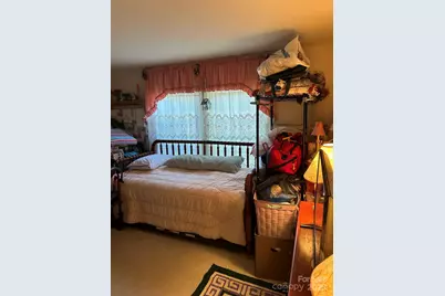 308 Riverwind Drive, Hendersonville, NC 28739 - Photo 15