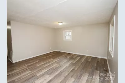 3630 Durham Lane, Charlotte, NC 28269 - Photo 11