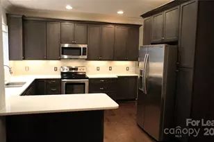 2014 Rozzelles Ferry Rd, Charlotte, NC 28208 - Photo 11