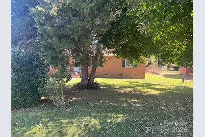 512 Produce Market Road, Laurinburg, NC 28352 - Photo 9