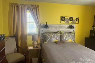 512 Produce Market Rd, Laurinburg, NC 28352 - Photo 7