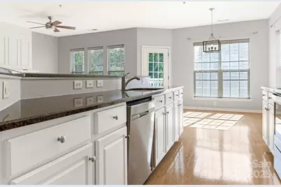 3164 Margellina Drive, Charlotte, NC 28210 - Photo 9