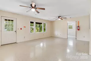 119 Richland St, Asheville, NC 28806 - Photo 7