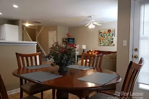 10643 Greyhound Dr, Charlotte, NC 28269 - Photo 9