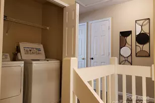 10643 Greyhound Dr, Charlotte, NC 28269 - Photo 23