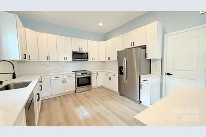 106 N Market Street, Lancaster, SC 29720 - Photo 7