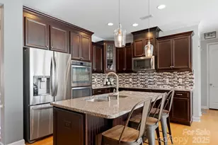 2021 Wade Hampton Cir, Belmont, NC 28012 - Photo 11