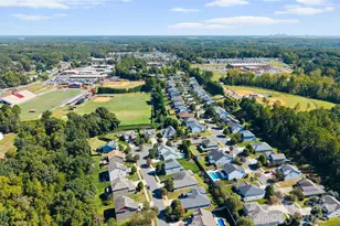 2021 Wade Hampton Cir, Belmont, NC 28012 - Photo 33