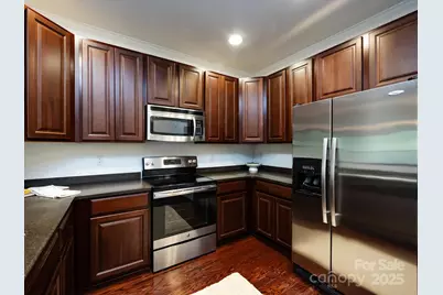 1000 E Woodlawn Road #216, Charlotte, NC 28209 - Photo 7