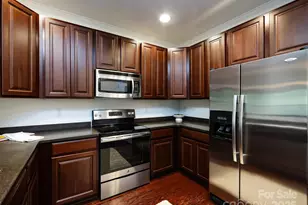 1000 E Woodlawn Rd, Charlotte, NC 28209 - Photo 7