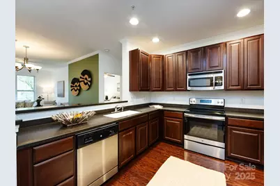 1000 E Woodlawn Road #216, Charlotte, NC 28209 - Photo 5