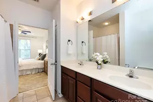 1000 E Woodlawn Rd, Charlotte, NC 28209 - Photo 21