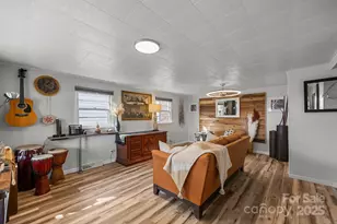 731 Don Felmet Rd, Marshall, NC 28753 - Photo 7