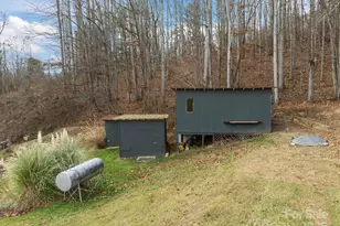 731 Don Felmet Rd, Marshall, NC 28753 - Photo 21