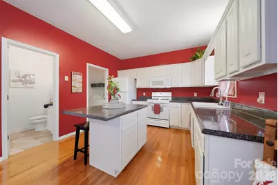 19 Heron Cove Loop, Hickory, NC 28601 - Photo 11