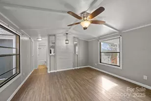 729 Don Felmet Rd, Marshall, NC 28753 - Photo 9