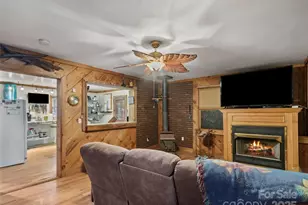 1571 Roaring Fork Rd, Burnsville, NC 28714 - Photo 23