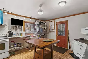 1571 Roaring Fork Rd, Burnsville, NC 28714 - Photo 21