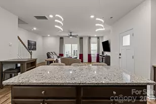 7061 Bentz St, Charlotte, NC 28269 - Photo 15