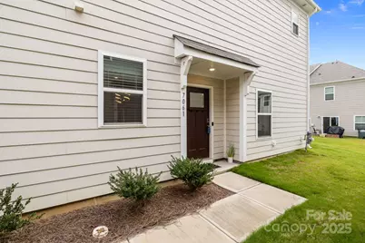 7061 Bentz Street, Charlotte, NC 28269 - Photo 3