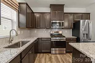 7061 Bentz St, Charlotte, NC 28269 - Photo 11