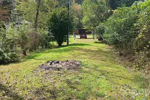 4230 Chimney Rock Rd, Hendersonville, NC 28792 - Photo 25