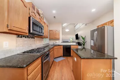 6401 Morningsong Lane, Charlotte, NC 28269 - Photo 17