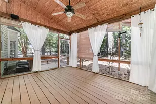 6401 Morningsong Ln, Charlotte, NC 28269 - Photo 13