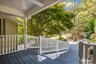 204 Pine Berry Cir, Hendersonville, NC 28739 - Photo 3