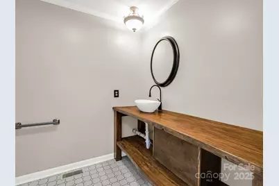 204 Pine Berry Circle, Hendersonville, NC 28739 - Photo 11