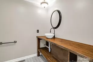 204 Pine Berry Cir, Hendersonville, NC 28739 - Photo 11