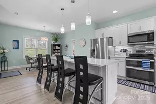 4850 Woodwinds Dr NE, Hickory, NC 28601 - Photo 9