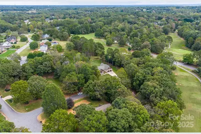 4850 Woodwinds Drive NE, Hickory, NC 28601 - Photo 39