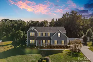 916 Manorwood Dr, Waxhaw, NC 28173 - Photo 1