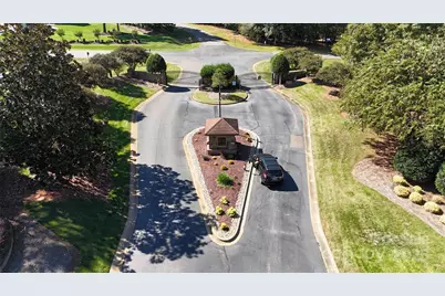 204 S Harbor Watch Drive, Statesville, NC 28677 - Photo 3