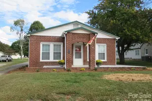 1109 E Main St, Maiden, NC 28650 - Photo 3